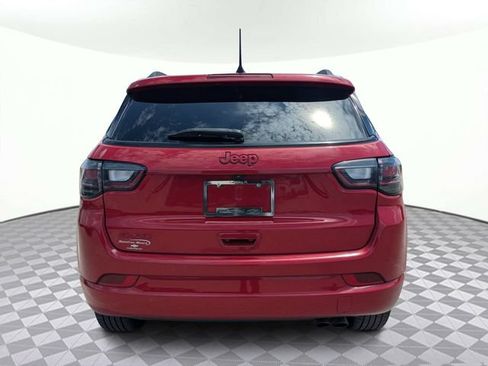 Used 2022 Jeep Compass Limited w/ (RED) Package AWD/4WD image 5