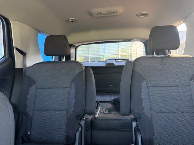 Used 2020 Chevrolet Traverse LT FWD image 15