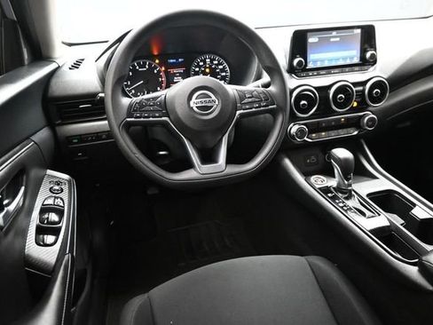 Used 2023 Nissan Sentra S FWD image 17