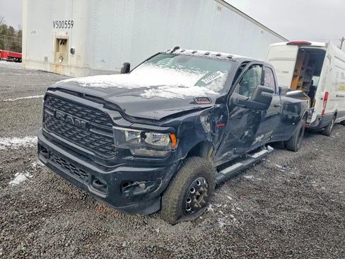 Used 2024 RAM 3500 Big Horn w/ Night Edition AWD/4WD image 2
