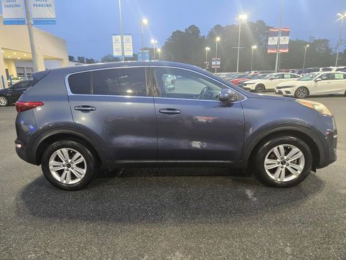 Used 2019 Kia Sportage LX FWD image 4