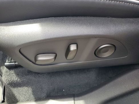 Used 2026 Buick Enclave Sport Touring w/ LPO, Floor Liner Package FWD image 7