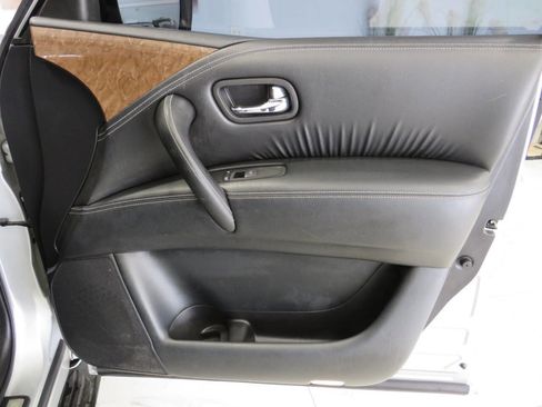 Used 2015 INFINITI QX80 4WD image 23