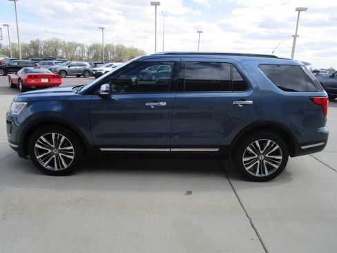 Used 2018 Ford Explorer Platinum AWD/4WD image 6