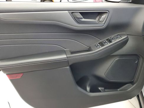 Used 2025 Ford Escape Active AWD/4WD image 21