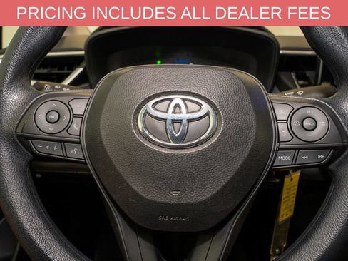 Used 2024 Toyota Corolla LE FWD image 17