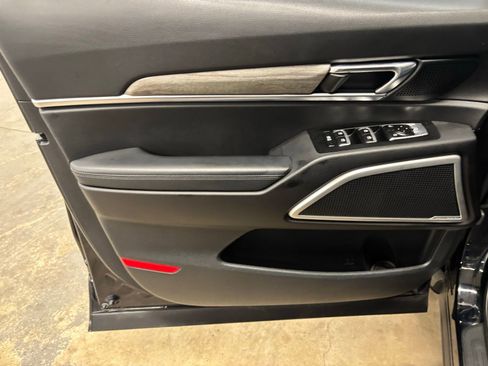 Used 2021 Kia Telluride EX w/ EX Premium Package FWD image 18