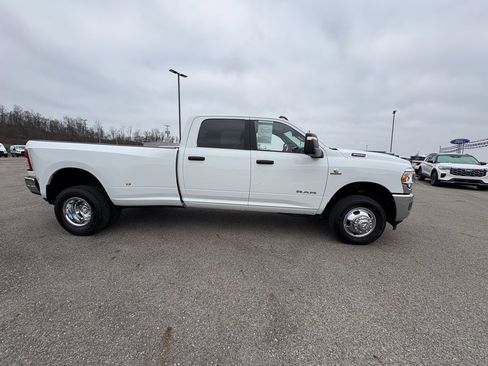 Used 2024 RAM 3500 Big Horn image 6