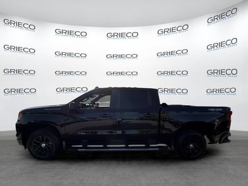 Used 2023 Chevrolet Silverado 1500 RST AWD/4WD image 4