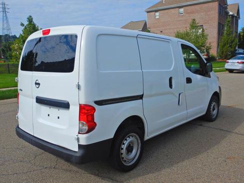 Used 2016 Nissan NV200 S w/ Back Door Glass Package FWD image 4