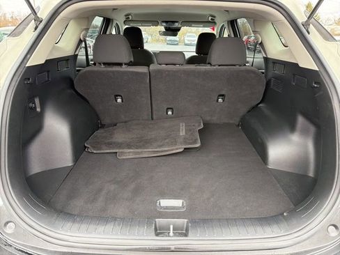 Used 2024 Kia Sportage LX image 8