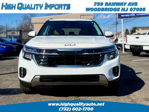 Used 2024 Kia Seltos SX AWD/4WD image 2