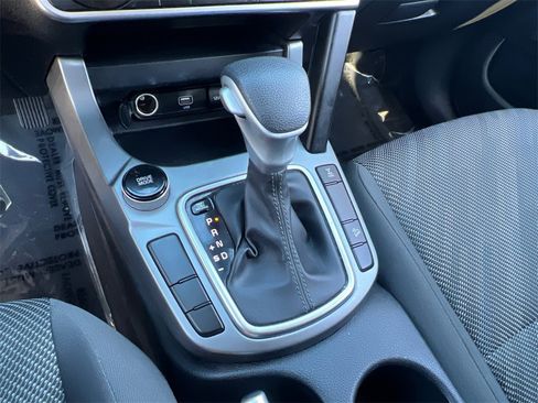 Used 2023 Kia Seltos LX image 25