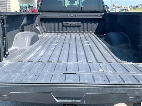 Used 2025 GMC Sierra 3500 Denali Ultimate AWD/4WD image 18