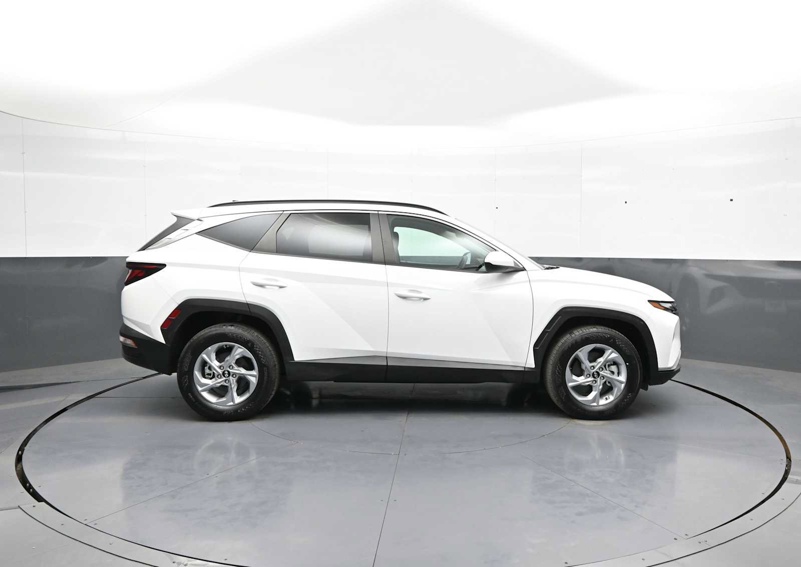 Used 2024 Hyundai Tucson SEL AWD/4WD image 5
