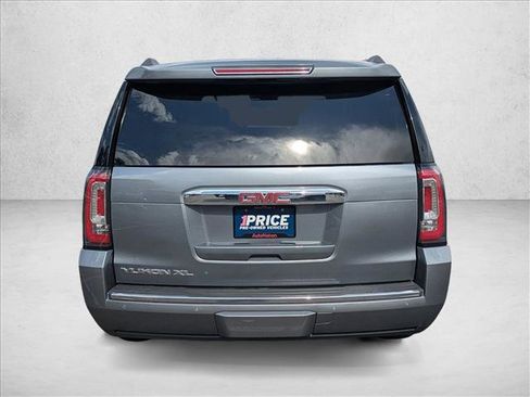 Used 2020 GMC Yukon XL Denali w/ Open Road Package AWD/4WD image 7