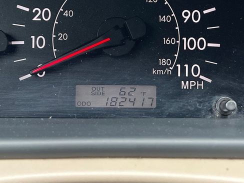 Used 2006 Toyota Corolla LE FWD image 30