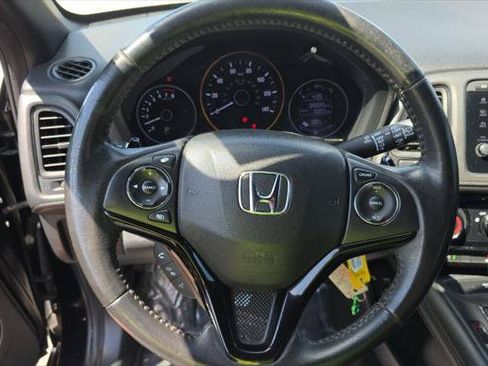 Used 2021 Honda HR-V Sport image 13