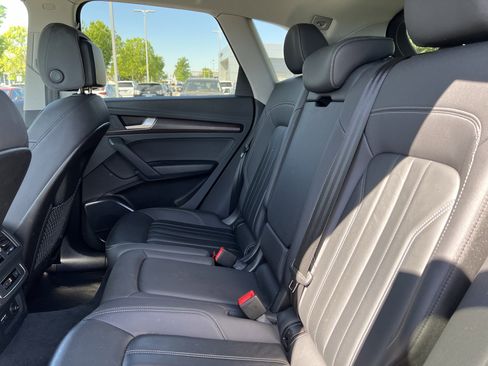 Used 2023 Audi Q5 2.0T Premium w/ Convenience Package image 33