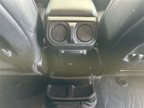 Used 2024 Jeep Wrangler Unlimited Rubicon 4xe image 24