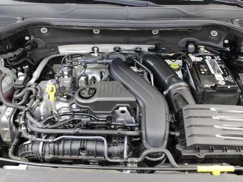 Certified 2022 Volkswagen Taos S FWD image 29