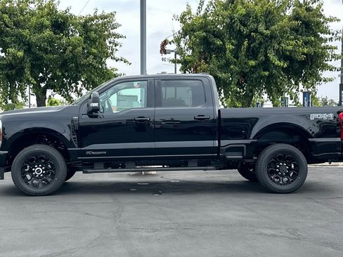 New 2025 Ford F250 Lariat w/ Black Appearance Package image 7