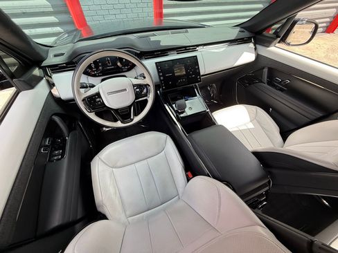 Used 2024 Land Rover Range Rover Sport Dynamic SE image 27