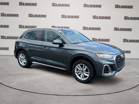 Used 2023 Audi Q5 2.0T Premium w/ Convenience Package AWD/4WD image 7