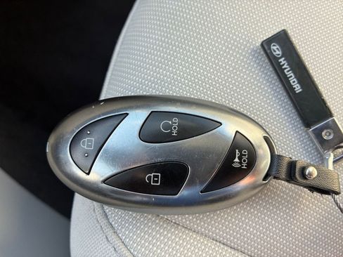 Used 2025 Hyundai Kona SEL image 25