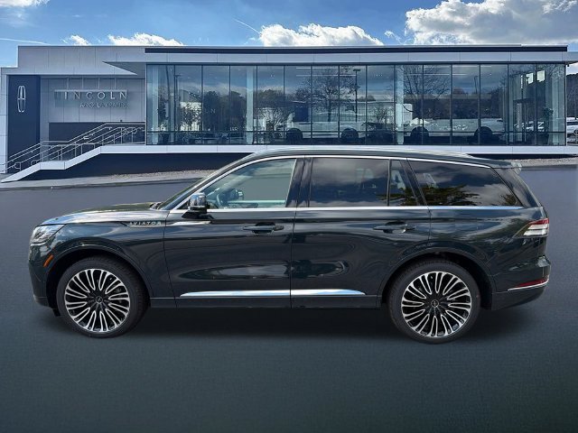 New 2027 Lincoln Aviator Black Label AWD/4WD image 4