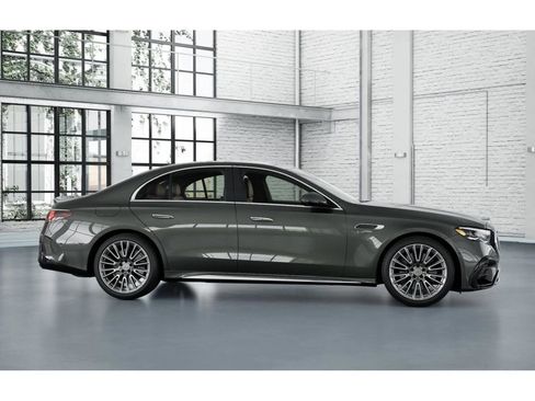 New 2026 Mercedes-Benz E 53 AMG e 4MATIC Sedan image 15