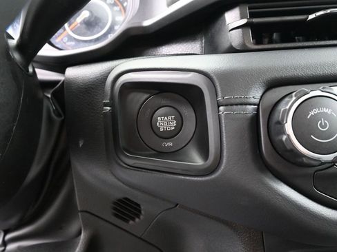 Used 2025 Jeep Wrangler Unlimited Rubicon image 22