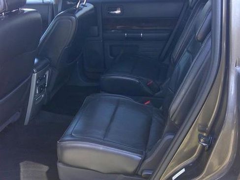Used 2011 Ford Flex SEL w/ Rapid Spec Order Code image 10