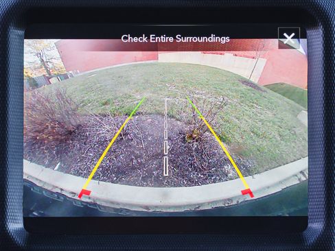 Used 2021 Jeep Wrangler Unlimited Rubicon w/ Xtreme Recon 35" Tire Package image 16