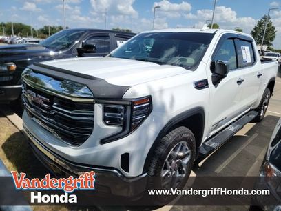 Used 2022 GMC Sierra 1500 SLT w/ SLT Premium Plus Package