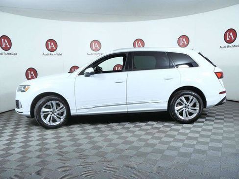 Used 2023 Audi Q7 2.0T Premium w/ Convenience Package AWD/4WD image 5