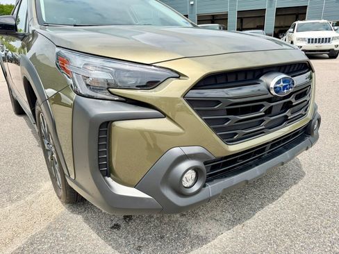 Used 2023 Subaru Outback Onyx Edition AWD/4WD image 11