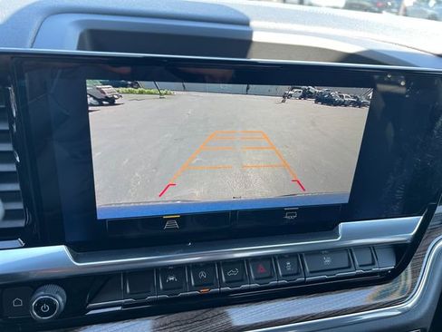 Certified 2024 Chevrolet Silverado 1500 LT AWD/4WD image 19