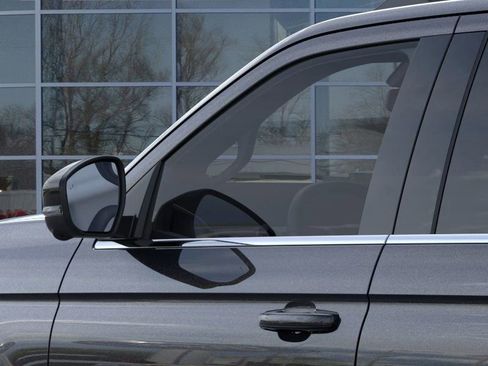 New 2025 Ford Expedition Active image 21