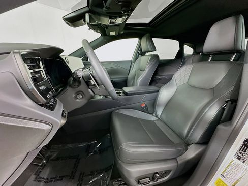 Used 2023 Lexus RX 350 Premium image 22