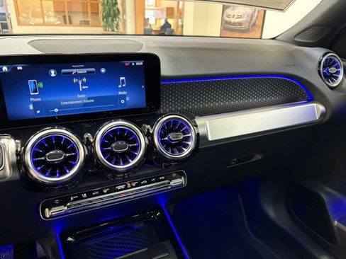 New 2026 Mercedes-Benz GLB 250 GLB 250 image 12
