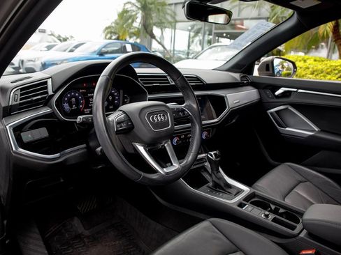 Used 2020 Audi Q3 2.0T Premium w/ Convenience Package image 26