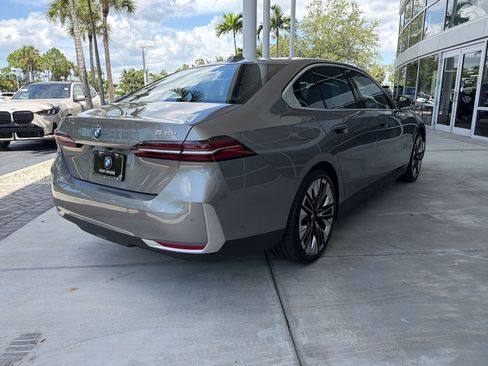 Used 2026 BMW 530i RWD image 9