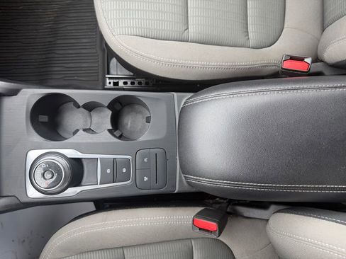 Used 2022 Ford Escape S AWD/4WD image 30
