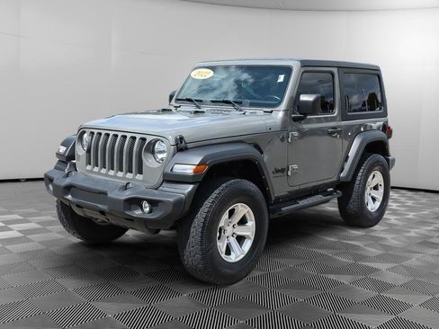 Used 2022 Jeep Wrangler Sport AWD/4WD image 2