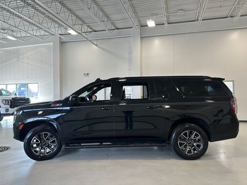 Used 2021 Chevrolet Suburban Z71 w/ Rear Media and Nav Package image 14
