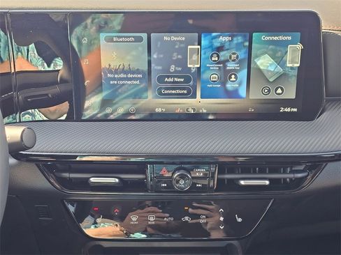 New 2026 Nissan Kicks SR w/ Cold Weather Package image 12