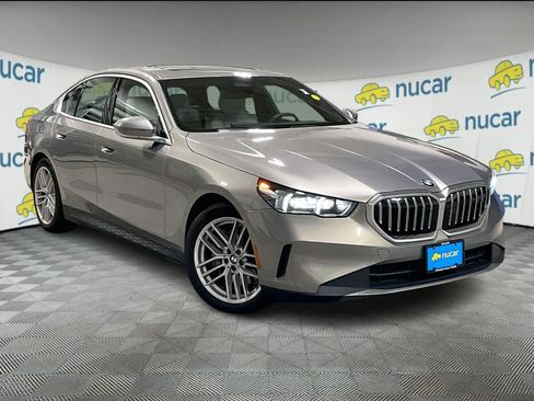 Used 2024 BMW 540i xDrive w/ Convenience Package image 1