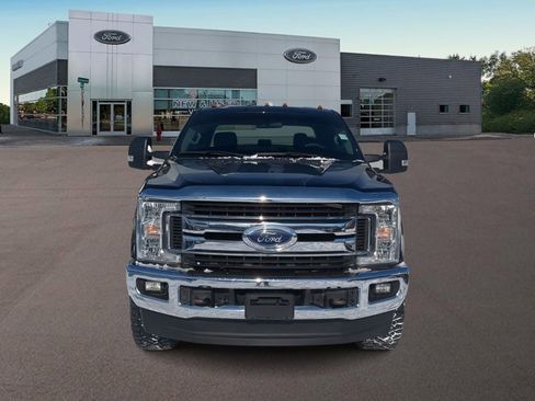 Used 2019 Ford F350 XLT w/ XLT Value Package image 3