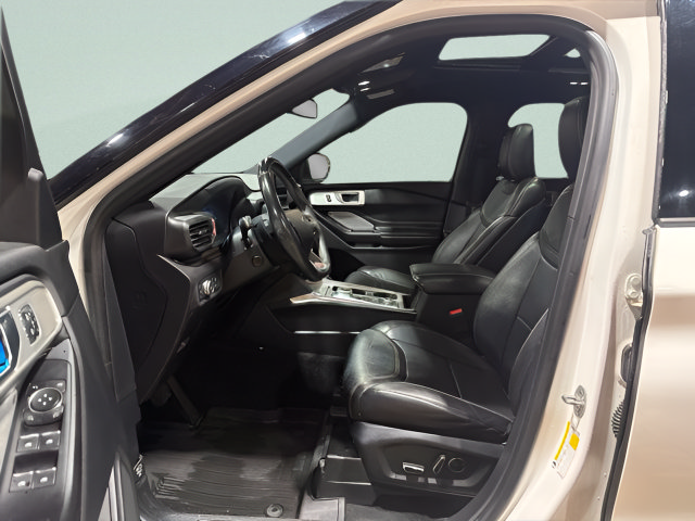 Used 2020 Ford Explorer ST w/ ST High-Performance Pack AWD/4WD image 13